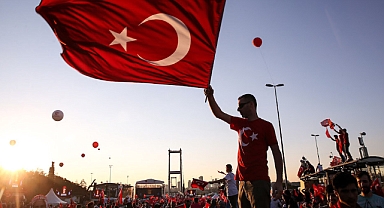 Arifiye’den Demokrasi Meydanı’na: 15 Temmuz’un İzinde