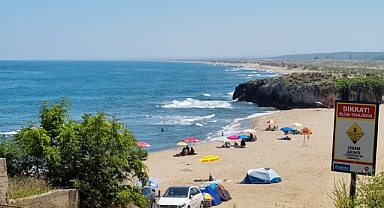 Babalı Sahili Gözyaşına Boğuldu: Gençler Akıntıya Kapıldı, 2 Genç Kurtarıldı, 1 Genç Kayıp!