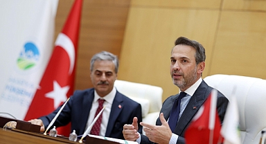 Enerjide Devrim Başlıyor: Bakan Bayraktar’dan Sakarya’ya Yeşil Dönüşüm ve Bağımsızlık Vurgusu!