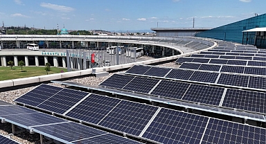 Güneş Arifiye'de Doğdu: Terminal Çatısı Artık Enerji Üretiyor!