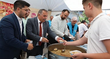 Kazanlar Kaynadı, Kalpler Isındı: Arifiye'de Muharrem Ayı Buluşması