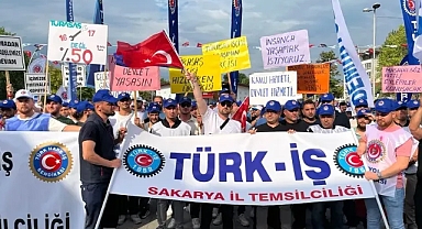 Sakarya’da Kamu Çalışanlarından Kararlı Eylem: Haklarımızı İstiyoruz!