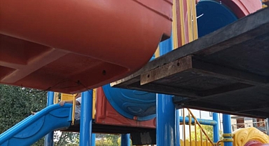 Arifiye Fatih Mahallesi’nde Park Rezaleti: Çocukların Güvenliği Tehlikede!