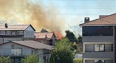 Arifiyemizin Kalaycı Mahallesinde Alevlerle Mücadele! Vatandaşlar Seferber Oldu