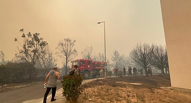 Çanakkale Yangını: Sokaklar Boşalıyor, Havalimanı Kapatıldı