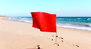 Sevgili Vatandaşlar Dikkat: Karasu ve Kaynarca’da Denize Giriş Yasak!