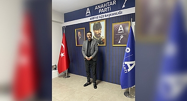 Anahtar Parti Arifiye İlçe Başkanı Ünal KOCAMAN’dan 2025–2026 Eğitim Öğretim Yılı Mesajı