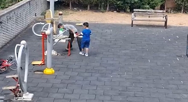 Arifiye’de Minik Çocuklar Çöpleri Topladı: Yetkililer Nerede?