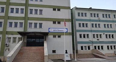 Arifiye Ortaokulu Yeni Yerinde 2025-2026 Eğitim-Öğretim Yılına Başlıyor