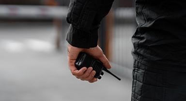 İmam Hatip Lisesi’nde Şok Görüntü: Bekçi Gece Vaktinde Çıplak Dolaştı!