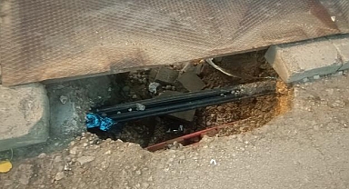  Yeni Terminal Arkasında Tehlike: Kaldırım Çöktü!