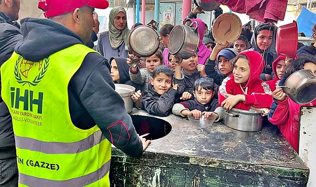 Arifiye’den Gazze’ye Uzanan İyilik Eli: Sıcak Yemek Dağıtımları Devam Ediyor