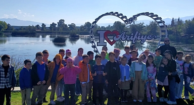 Arifiye Minikleri 4 Ekim Hayvanları Koruma Günü’nü Gölya’da Kutladı