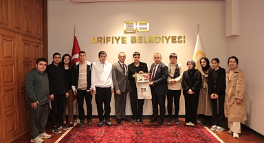 Başkan Karakullukçu, Özel Eğitim Öğrencilerini Belediyede Ağırladı