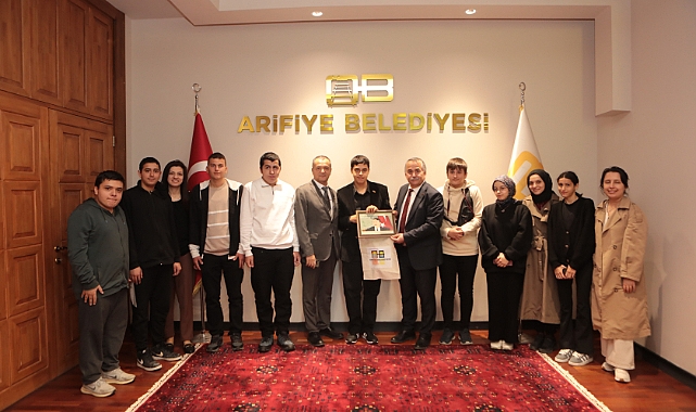 Başkan Karakullukçu, Özel Eğitim Öğrencilerini Belediyede Ağırladı