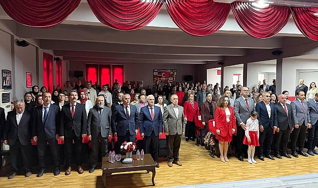 Başkan Karakullukçu, Üzeyir Garih Ortaokulu’nun 29 Ekim Programına Katıldı