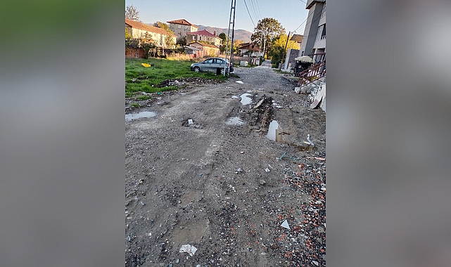 Yukarı Kirazca Mahallesi'nde Yol Sorunu Vatandaşı Mağdur Ediyor!