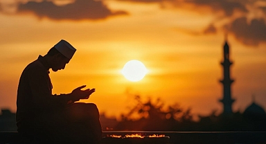 AKBURAK Spor Kulübü'nden Kahraman Şehitlerimizin Ruhuna Mevlid Programı