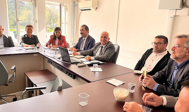 Arifiye’de Okul ve Kurum Müdürleri Toplantısı Gerçekleşti