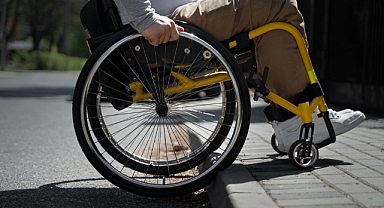 Arifiye’de Yardım Eli: AK Parti Kadın Kolları’ndan Destek