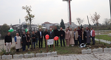 Arifiye’de “Yeşil Vatan” ve “Aile Yılı” Temalı Fidan Dikimi Etkinliği Gerçekleşti!