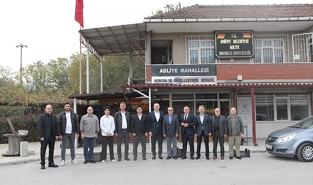 Başkan Karakullukçu Adliye Mahallesi’nde Vatandaşlarla Buluştu, Üretici Kadınları Ziyaret Etti