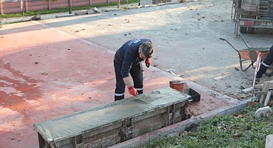 Neviye Mahallesinde Çocuk Parkı Yenileniyor