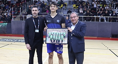 Sakarya’nın Gururu Yusuf Çelik Rakip Formayla Sahada