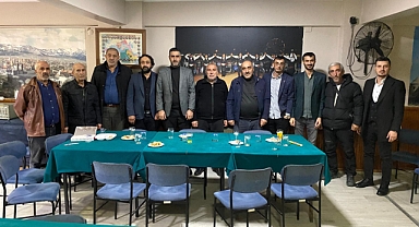 Anahtar Parti Arifiye İlçe Teşkilatı, Hemşehri Dernekleriyle Güçleniyor: Erzurumlular Derneği Ziyareti