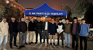 Arifiye AK Gençlik’ten KYK Önünde Sıcak Çorba İkramı