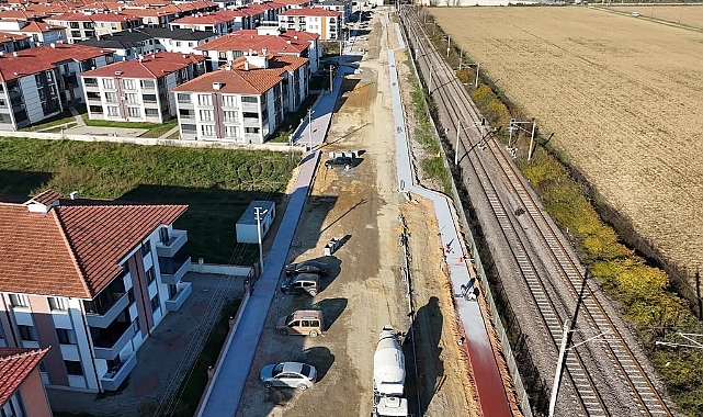 Fatih Mahallesi Bilecik Caddesi'nde Yenileme Çalışmaları Tüm Hızıyla Sürüyor!