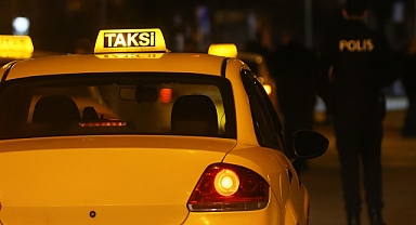 Sakarya’da Fuhuş Şantajı İddiası: İki Taksici ve Bir Şahıs Tutuklandı