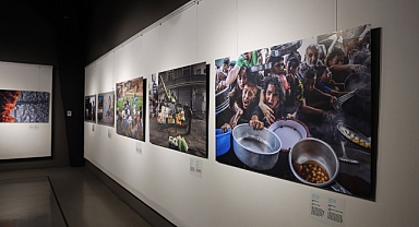 Savaş, Acı ve Umut Aynı Karede: Dünya Gündemi Sakarya’da