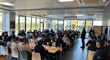 Toplu Sözleşme Krizi: Metal İşçilerinden Dikkat Çeken Protesto