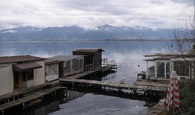 Sapanca Gölü’nde Kaçak Yapılara Son: 15 Ocak’a Kadar Yıkın