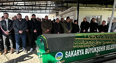 Arifiye’de Kadın Cinayeti: Cenaze Töreni Gözyaşlarıyla Gerçekleşti!