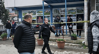 Karapürçek’te Kanlı Gece: Emekli Polis İlçe Başkanını Öldürdü, Eşini Ağır Yaraladı