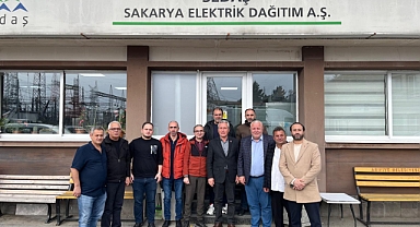 Muhtarlardan Toplu Hamle: Arifiye'de Elektrik Sıkıntısı Masada