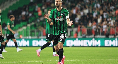 Sakaryaspor Sivasspor'a 4-1 Mağlup Oldu: Kümede Kalma Mücadelesi Zorlaşıyor!