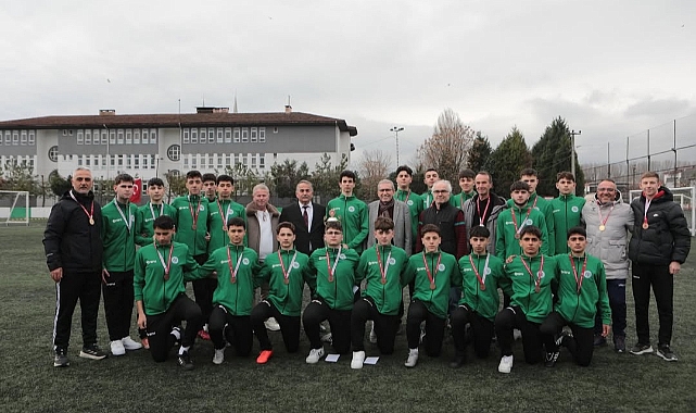 Arifiye Doğanspor U16 Üst Üste Üçüncü Kez Sakarya Şampiyonu Oldu!