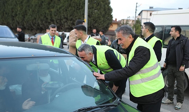 Başkanlar Arifiye'de Sahaya İndi: İftara Beş Kala Etkinliği Yoğun İlgi Gördü!