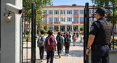 81 İlde Okullara Sıkı Güvenlik: Kamera ve Turnike Dönemi Başlıyor!
