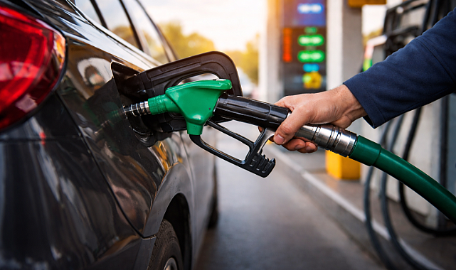 Depolar Boşsa Acele Etme! Motorine İndirim Geliyor!