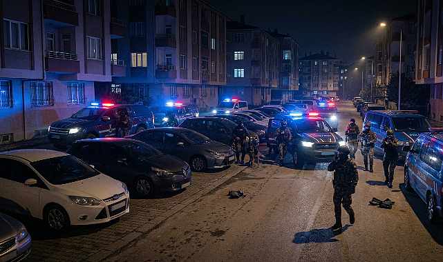 Sakarya Dahil 3 İlde DEAŞ Operasyonu! 8 Gözaltı