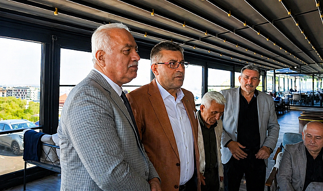 Sakarya Esnaf Camiasında Barış Rüzgarı: Yılların Küslüğü Son Buldu 