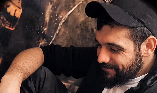 Yanan Araçta Bulunmuştu… Genç Adam Son Yolculuğuna Uğurlandı!