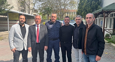 Arifiye Muhtarlar Derneğinden İlçe Jandarma Komutanlığına Anlamlı Ziyaret