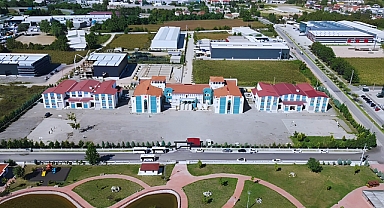 Arifiyemizde Bilim Rüzgarı: Tübitak 4006 Bilim Fuarı Yoğun İlgi Gördü 