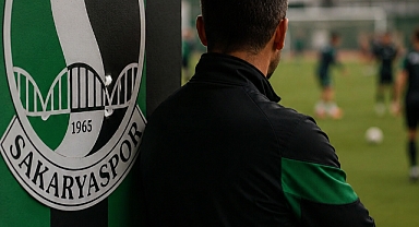 Sakaryaspor’da Ayrılık: Aytaç Ak Görevinden Ayrıldı 
