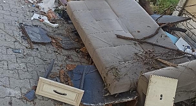 Arifiye Çoğu Sokak’ta Moloz ve Atık Tepkisi: Vatandaşlar Çözüm Bekliyor